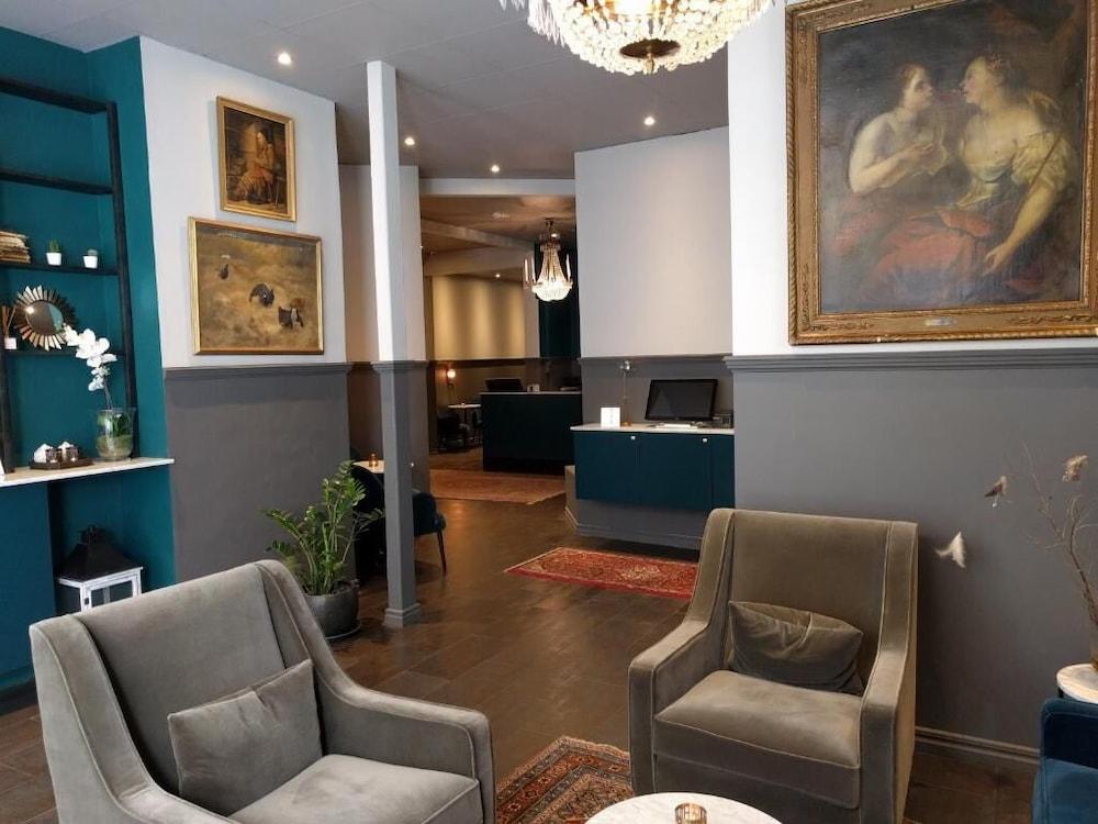 Queen'S Hotel By First Hotels Stockholm Bagian luar foto
