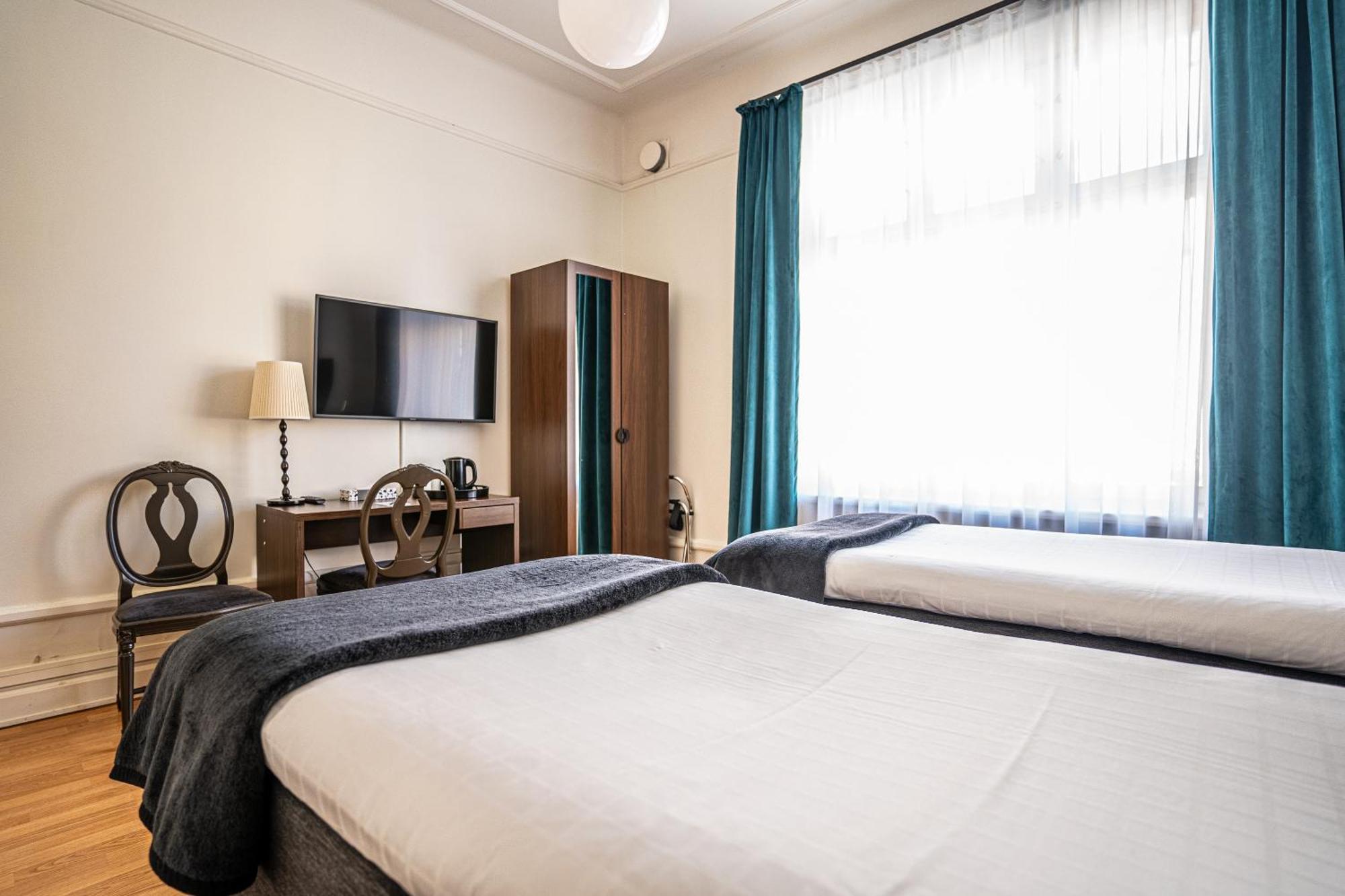 Queen'S Hotel By First Hotels Stockholm Bagian luar foto