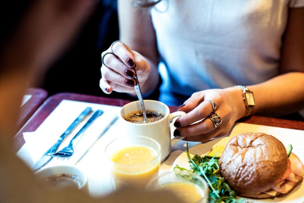 Queen'S Hotel By First Hotels Stockholm Bagian luar foto